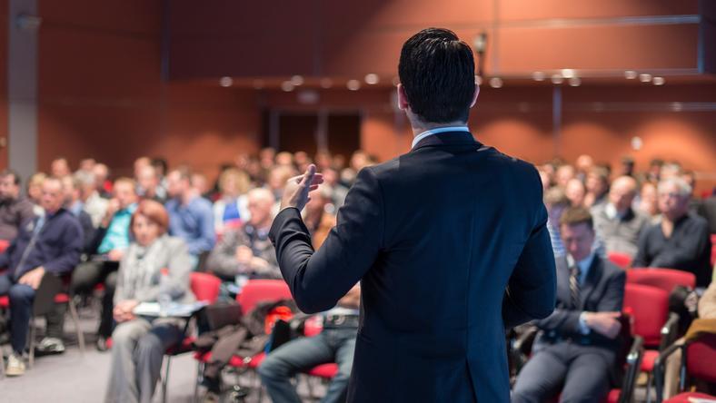 你和牛人之间,只差这个“出厂设置”